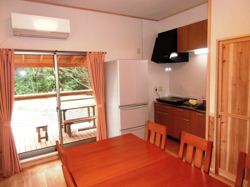 Guest House Yakushima Yakushima  Eksteriør billede